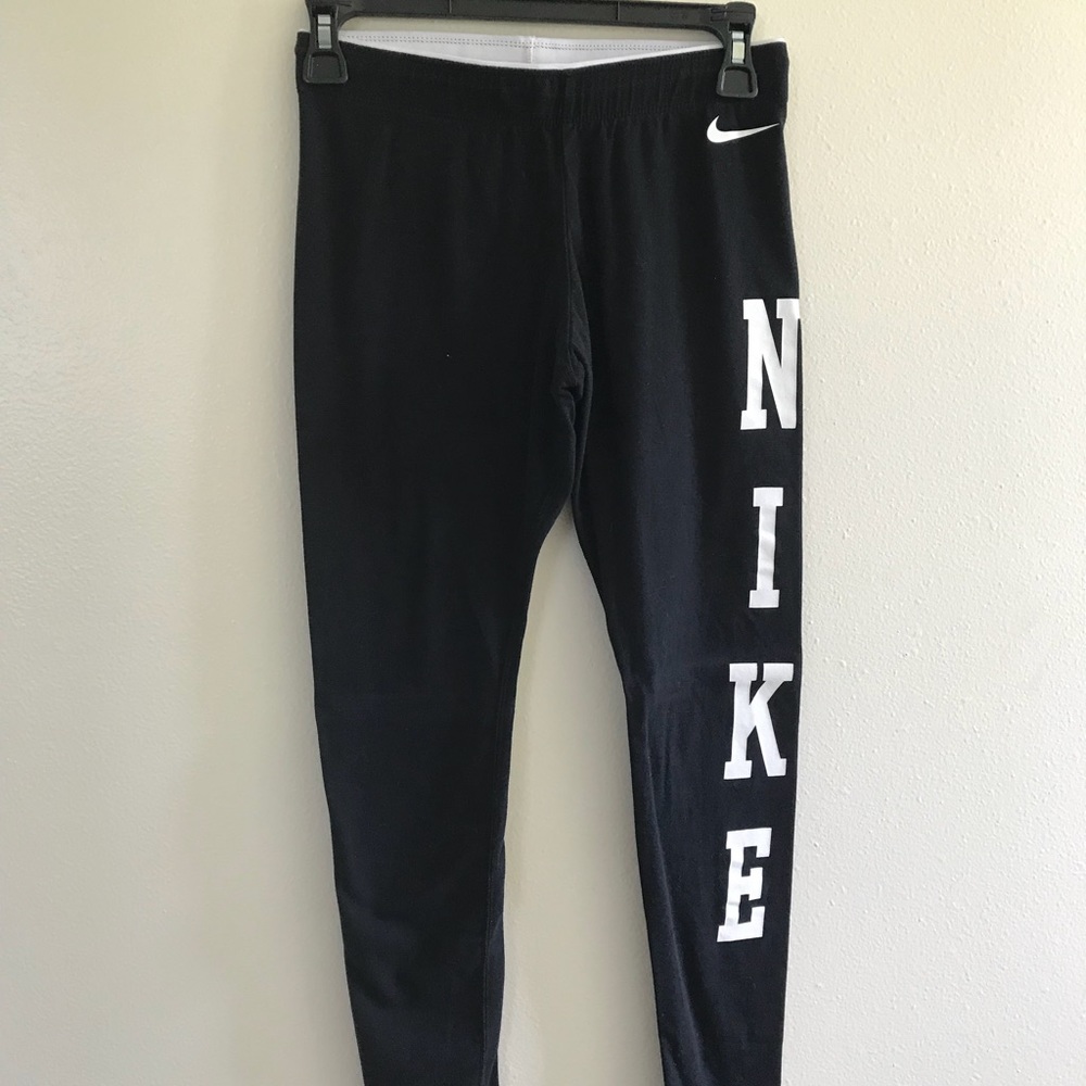 Nike leggings
